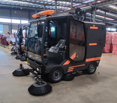 環(huán)衛(wèi)電動(dòng)清掃車(chē)解決二次粉塵危害.jpg